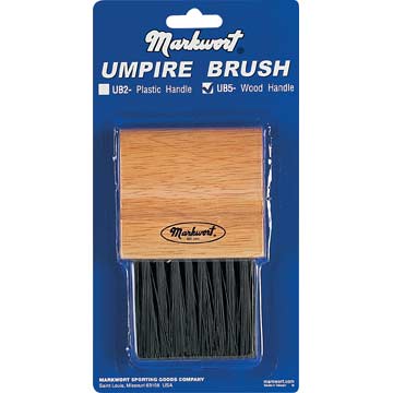 Markwort Umpire Brush - Carded